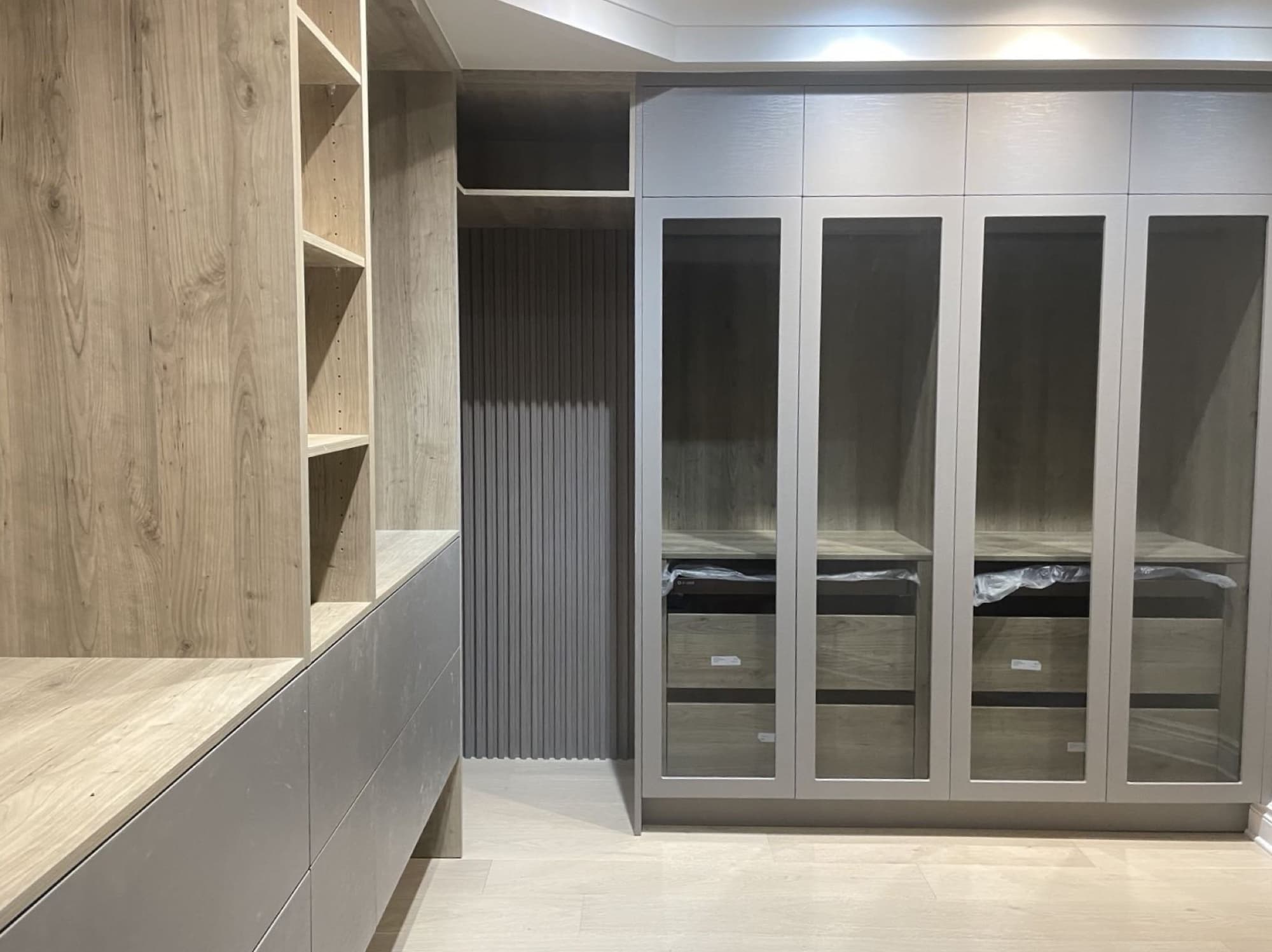 Fitted Dressing Room, Residential cabinetry by Alliance Cabinets, Ottawa, ON